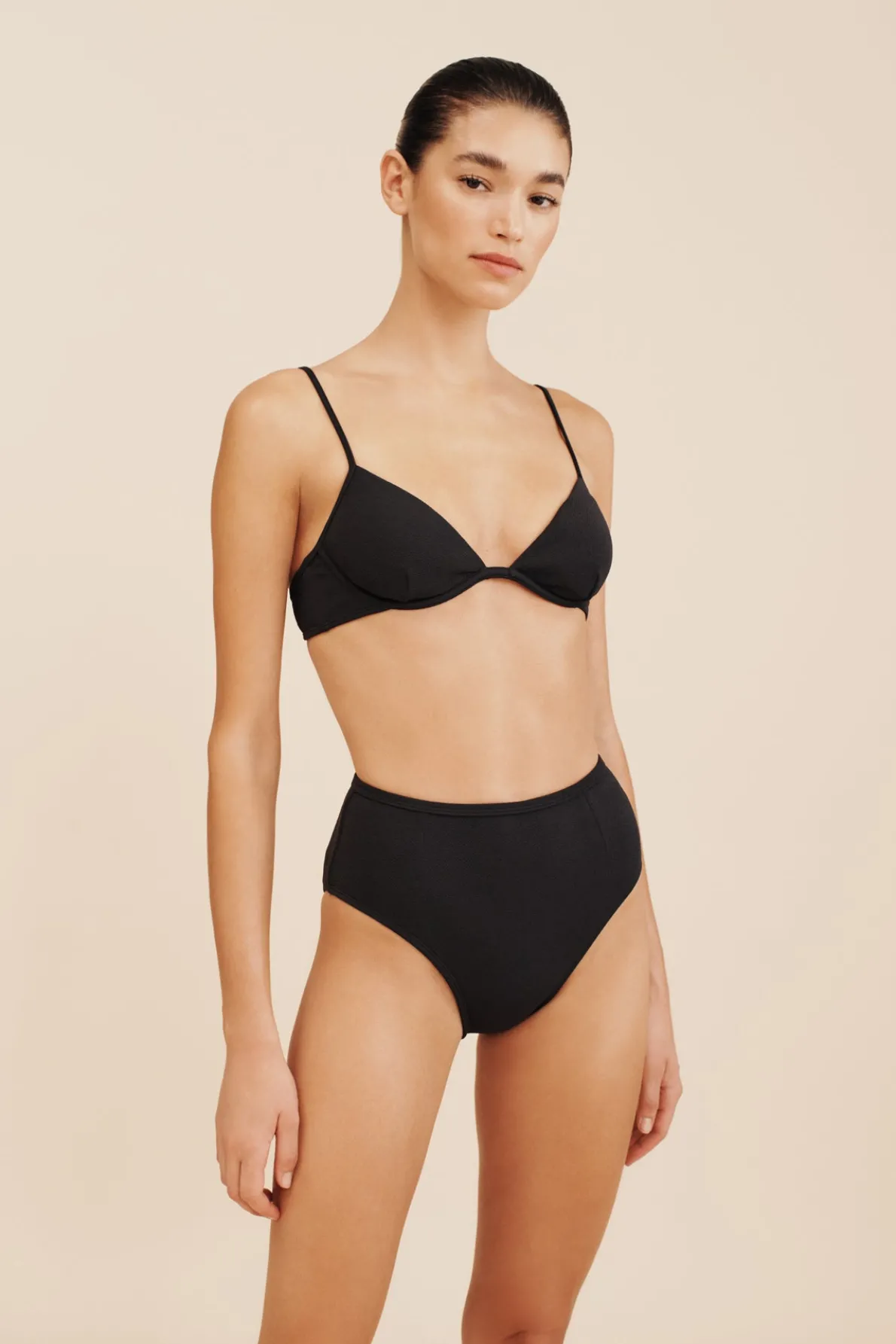 CODY TOP - BLACK